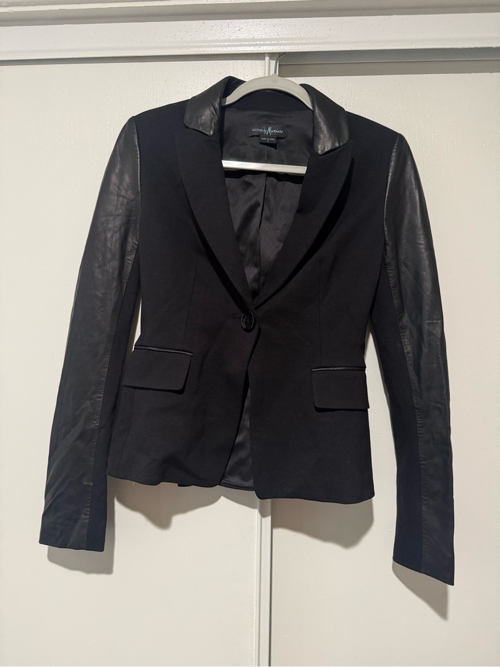 Guess by Marciano Black Faux Leather Sleeve Single Button Blazer Jacket Size 2